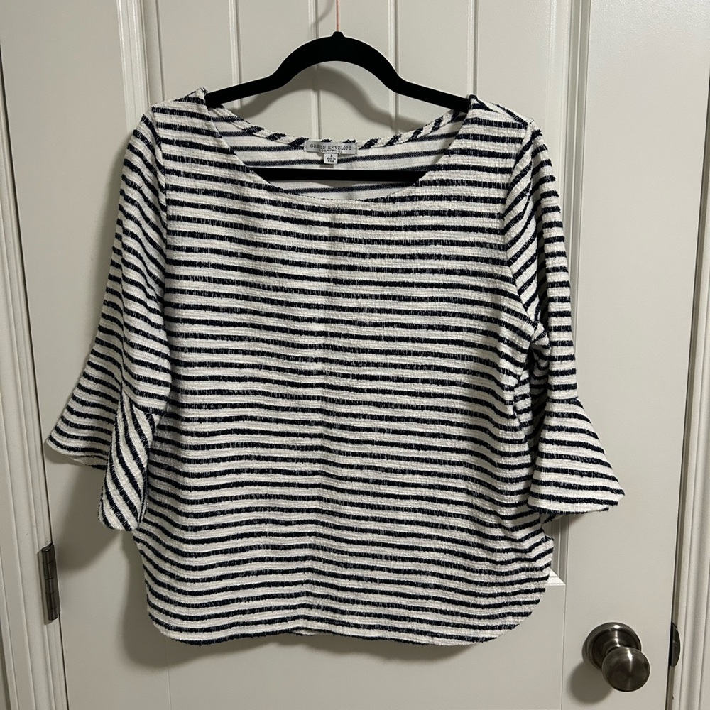 Green Envelope LA Navy and White ruffle sleeve Top
1